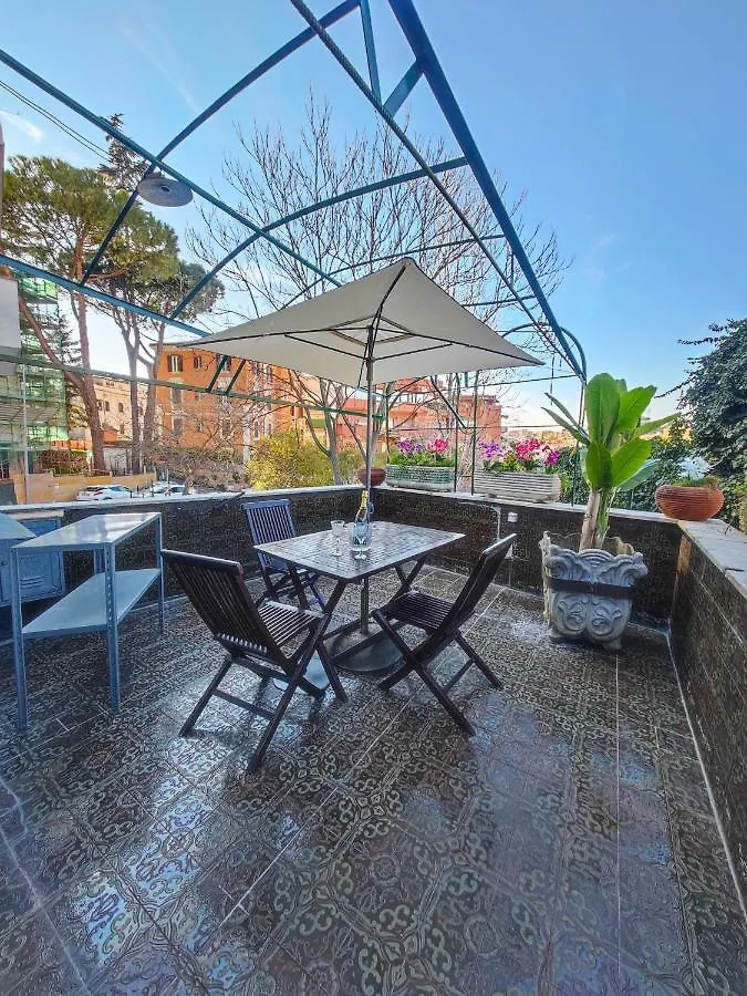 Timeless St Peter Terrace Apartment Rome